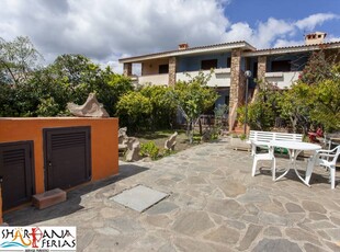 Appartamento a San Teodoro con terrazza e giardino