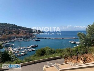 Appartamento arredato con terrazzo Porto santo stefano