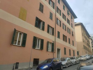 Appartamento in Affitto a Genova, zona San Fruttuoso, 720€, 80 m²