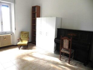 Appartamento in Affitto a Pisa, 320€, 14 m², arredato