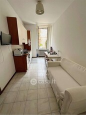 Appartamento in Affitto in Via Pietro Maroncelli 3 a Milano