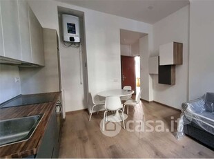 Appartamento in Affitto in Via Roncaglia 5 a Milano