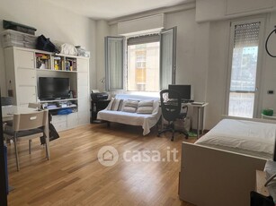 Appartamento in Affitto in Viale Bligny 16 a Milano