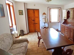 Appartamento in vendita a Calvi Dell'umbria Terni