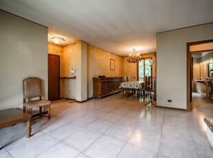 Appartamento in vendita a Lecco Laorca