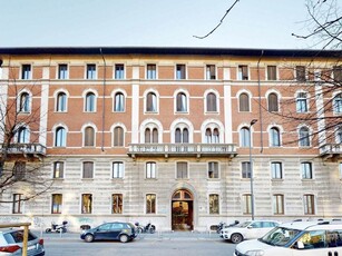 Appartamento in vendita a Milano Porta Venezia