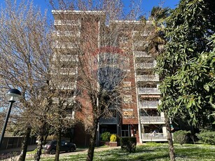 Appartamento in Vendita a Milano, zona Adriano, 665'300€, 220 m²