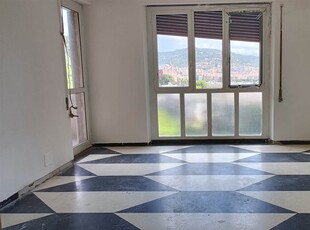 Appartamento in vendita a Savona Mongrifone