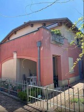 appartamento in Vendita ad Castelvetro Piacentino - 63795 Euro