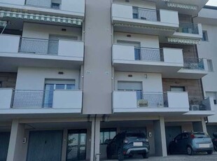 Appartamento in Vendita ad Folignano - 157000 Euro