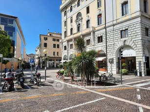 Appartamento in Vendita in Via San Fermo a Padova