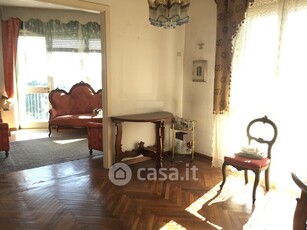Appartamento in Vendita in Viale Piave a Reggio Emilia