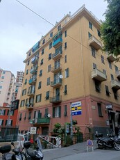 Appartamento - Trilocale a Marassi, Genova