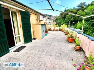 Attico arredato con terrazzo Genova