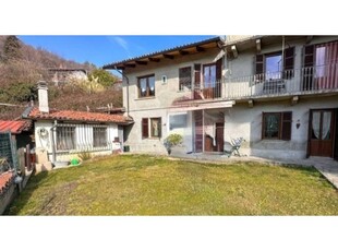 Casa indipendente in vendita a Biella, Via Santuario d'Oropa 439