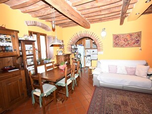 Casa Indipendente in Vendita a Lucca, zona Santa Maria Del Giudice, 155'000€, 120 m², arredato