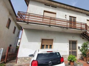 Casa Indipendente in Vendita ad Capannori - 180000 Euro