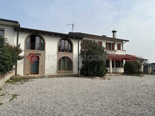 Casa Indipendente in Vendita ad Legnago - 195000 Euro