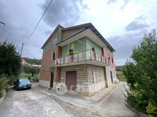 Casa indipendente in Vendita in Frazione Colonnata 85 a Ascoli Piceno