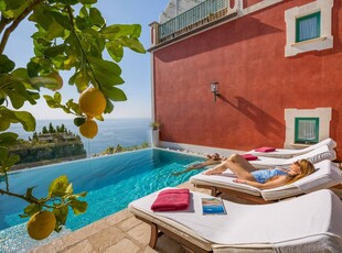 Coastal villa with swimming pool, Amalfi Coast