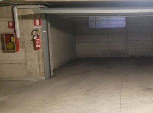 Garage / Posto auto in Via Gaudenzio Ferrari Snc in zona Centro a Saronno