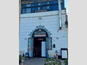 Immobile commerciale in Vendita a Palermo, zona San Lorenzo, 169'000€, 153 m²