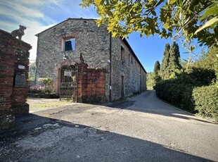 Lussuoso casale in vendita Via di Moriano, Lucca, Toscana