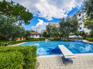 Modern apartment in Sorrento centre