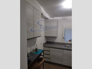 Monolocale in Affitto a Como, 750€, 35 m², arredato