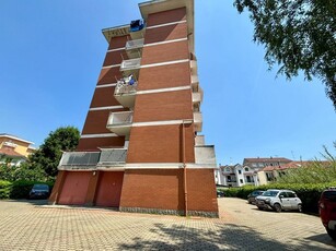 Quadrilocale in Vendita a Alessandria, zona Cristo, 90'000€, 100 m²
