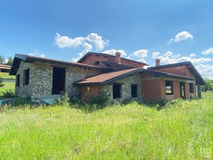 Rustico 0 locali di 400 m² in Cantalupo Ligure