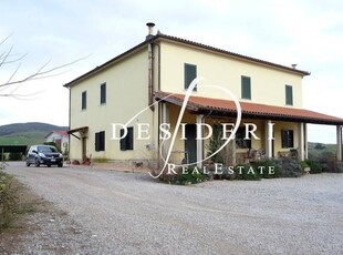 Rustico casale abitabile in zona Montiano a Magliano in Toscana