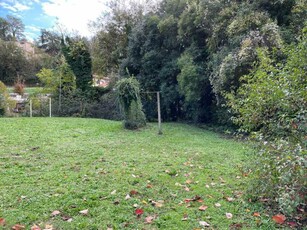 Terreno in Vendita ad Rignano Flaminio - 80000 Euro