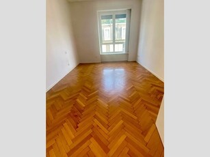 Trilocale in Affitto a Milano, 2'000€, 100 m²