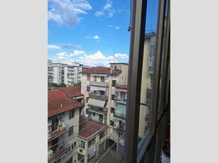 Trilocale in Vendita a Firenze, zona Piazza Dalmazia, 235'000€, 78 m²