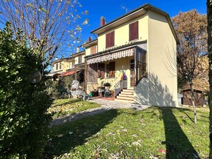 Villa a schiera in Via Ferrovia 21 a Calderara di Reno