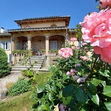 Villa 'Bellavista Exclusive Tuscan Villa' con vista sulle montagne, terrazza privata e Wi-Fi