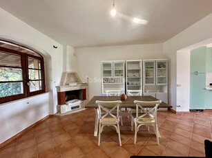 Villa in Affitto a Latina, 700€, 80 m²
