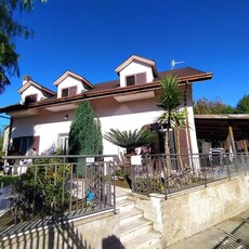 Villa in vendita a Carinola