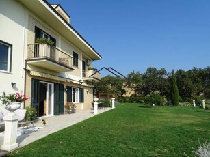 Villa in Vendita ad Grottammare - 795000 Euro