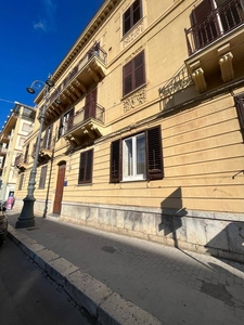 Appartamento in Via Roma 48 a Cefalu'