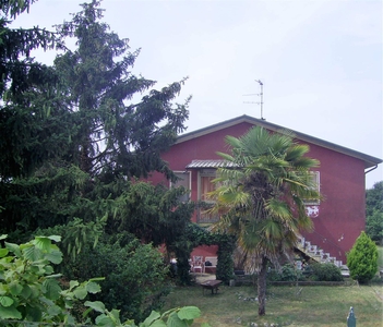 Casa semi indipendente in vendita a Roverbella Mantova