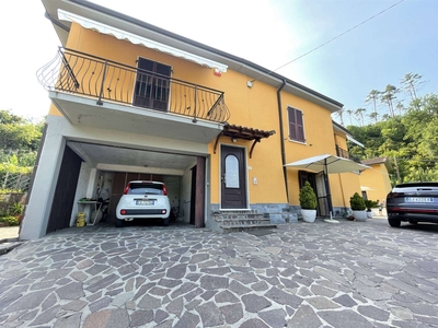 Casa singola in vendita a Follo La Spezia