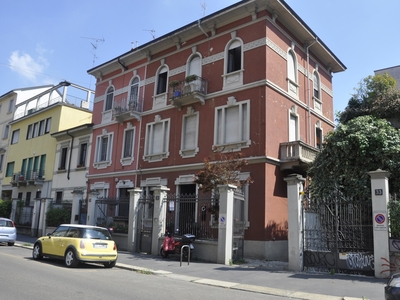 Loft arredato in affitto a Milano