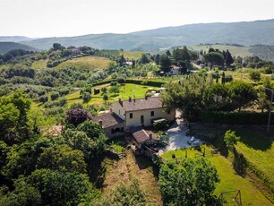 Agriturismo tra le colline pisane in vendita nel comune di Chianni - Un'oasi di tranquillità e bellezza