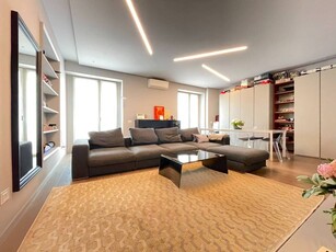 Appartamento di prestigio di 95 m² in affitto Via Giovanni da Procida, Milano, Lombardia