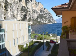 Appartamento in Affitto a Tremosine sul Garda Campione del Garda