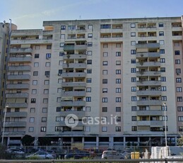 Appartamento in Vendita in Piazza Sandro Pertini 11 a Taranto