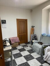Appartamento in Vendita in Via Caterina Rossi 19 a Genova
