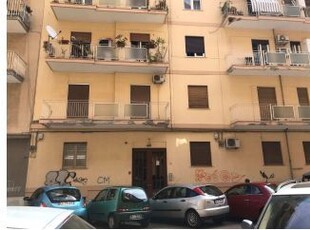 Appartamento in Vendita in Via Giovanni Prati 15 a Palermo